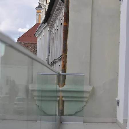 Centrál