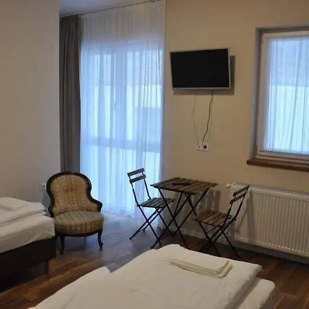 Vendeghaz Konukevi İstolni Belgrad
